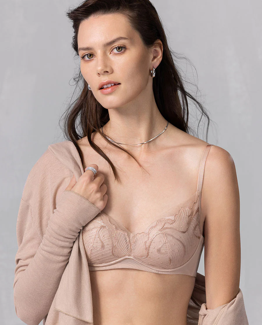Aimer Wireless Push-up Bra - Image 6